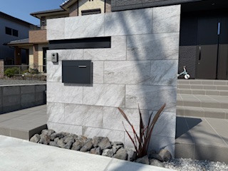 新築外構をトータルコーディネートした門塀・カーポート・目隠しフェンスで快適な住まいづくり