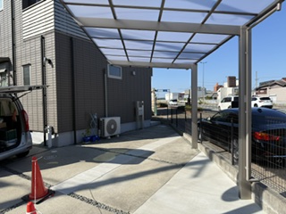 ﾈｽｶF駐輪場設置／砂利箇所ｺﾝｸﾘｰﾄ仕上げにした駐輪スペースの外構工事